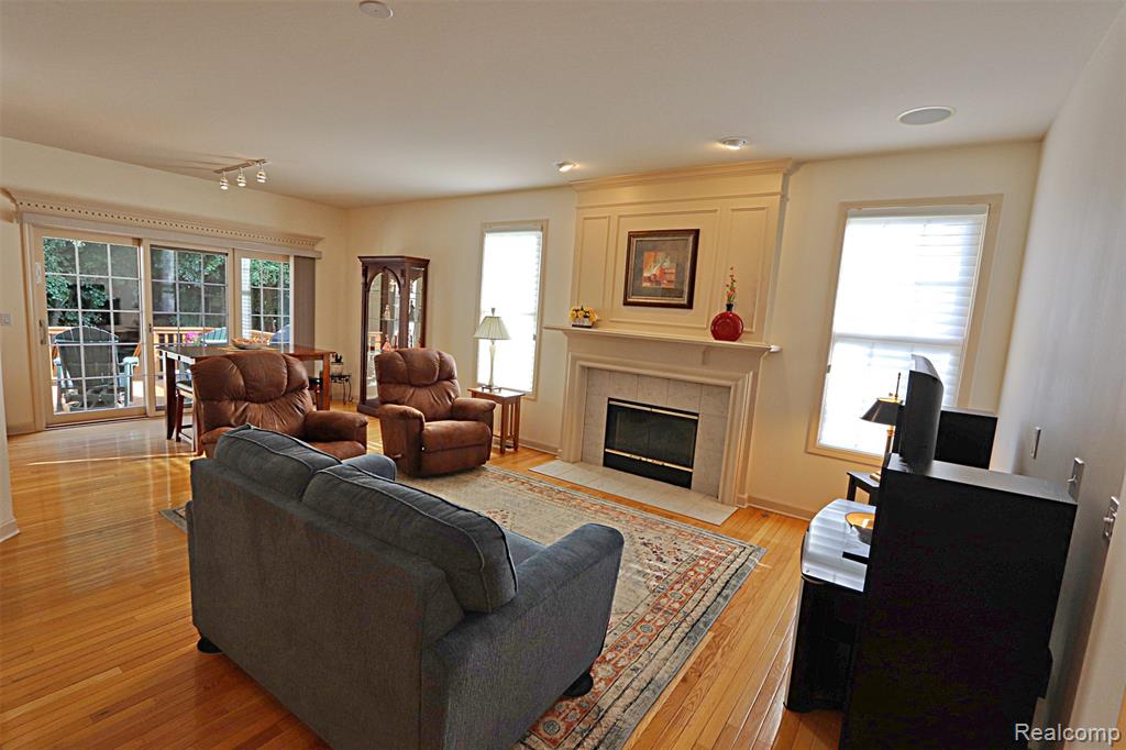 16418 Cypress Court, 54, Northville, MI 48168 — Photo 19