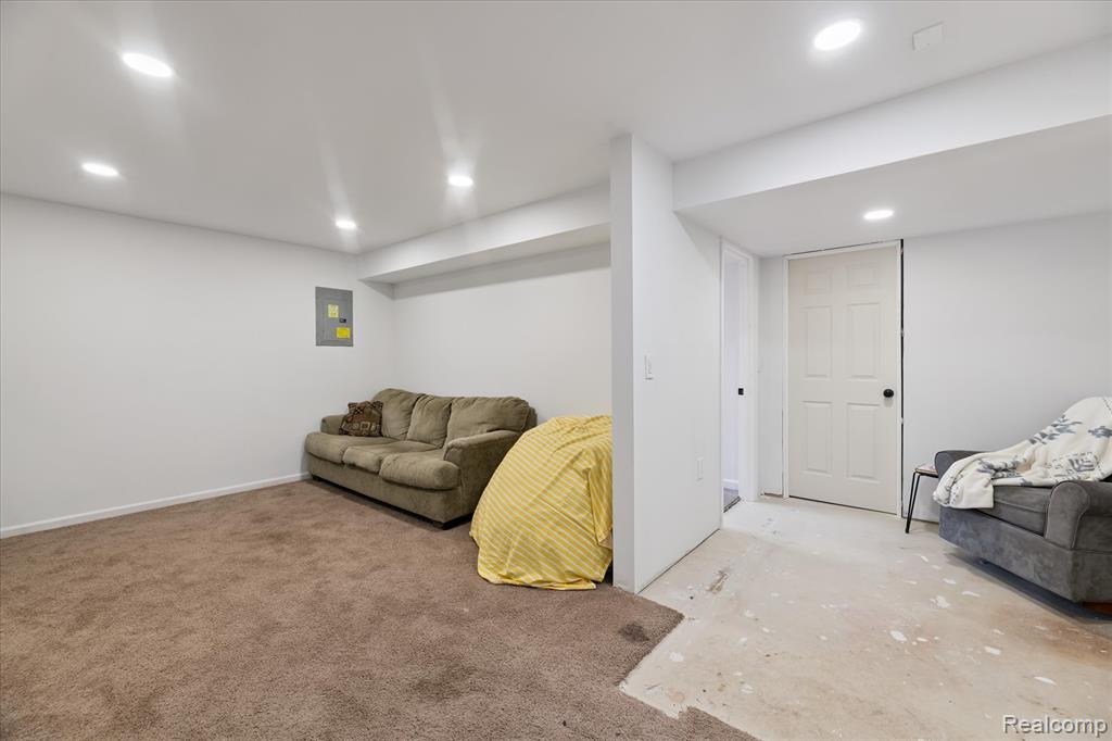 729 Cricket Crossing, Pinckney, MI 48169 — Photo 17