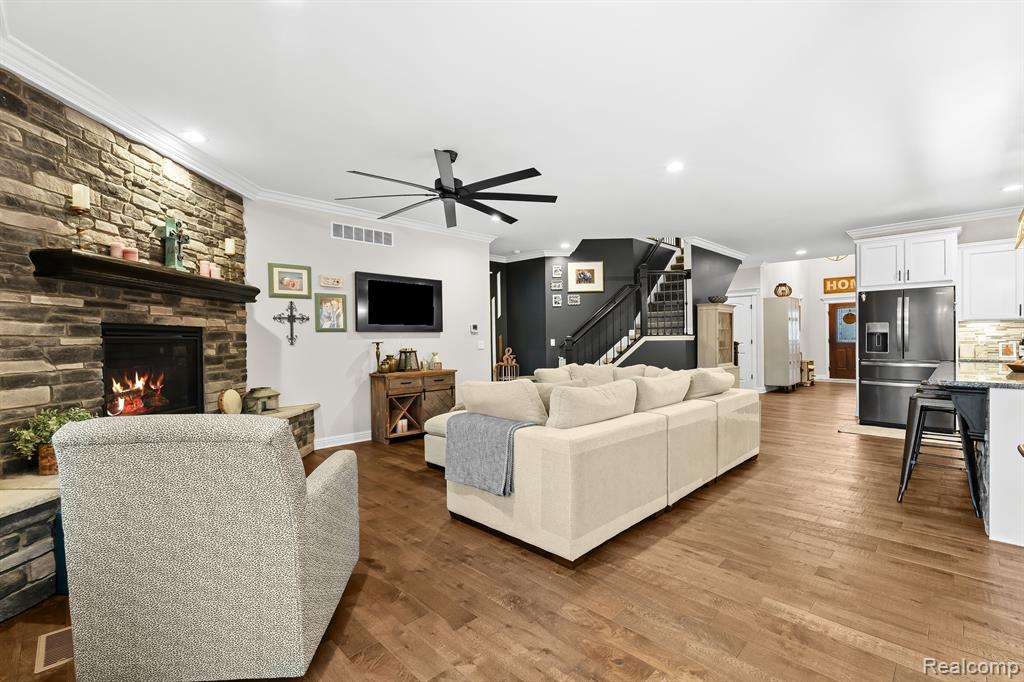 5899 CHILSON Road, Howell, MI 48843 — Photo 9