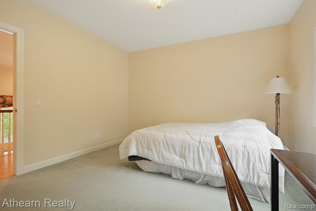 8373 Riverwalk Drive, Fenton, MI 48430 — Photo 58
