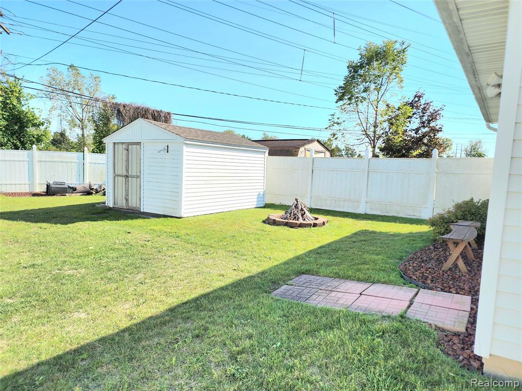 3955 Trumbull Street, Trenton, MI 48183 — Photo 34