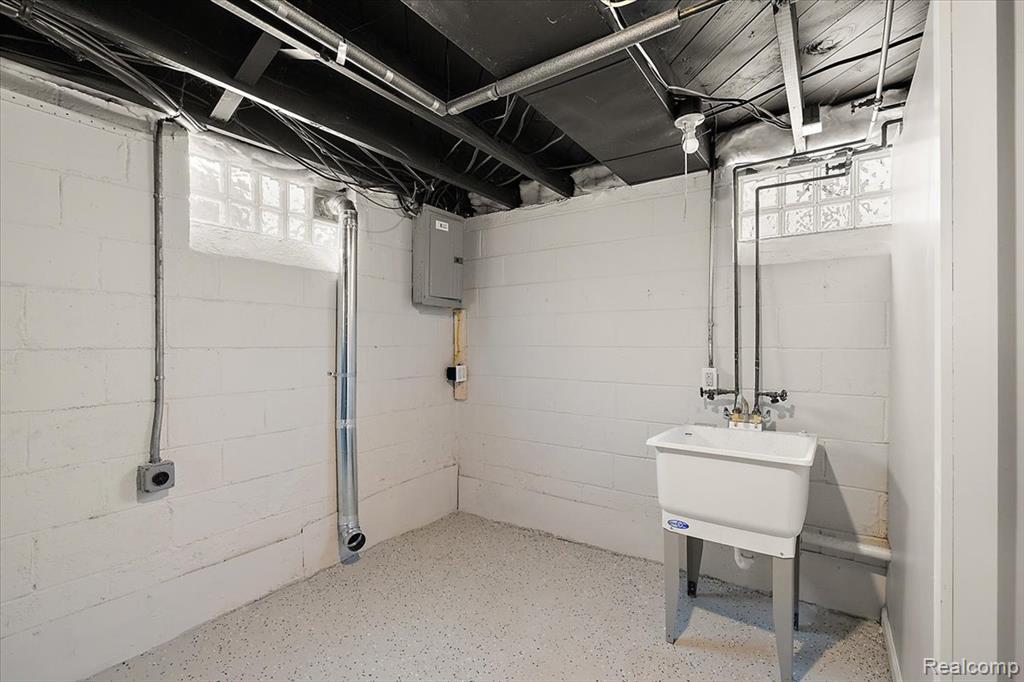 852 Cambridge Road, Berkley, MI 48072 — Photo 30