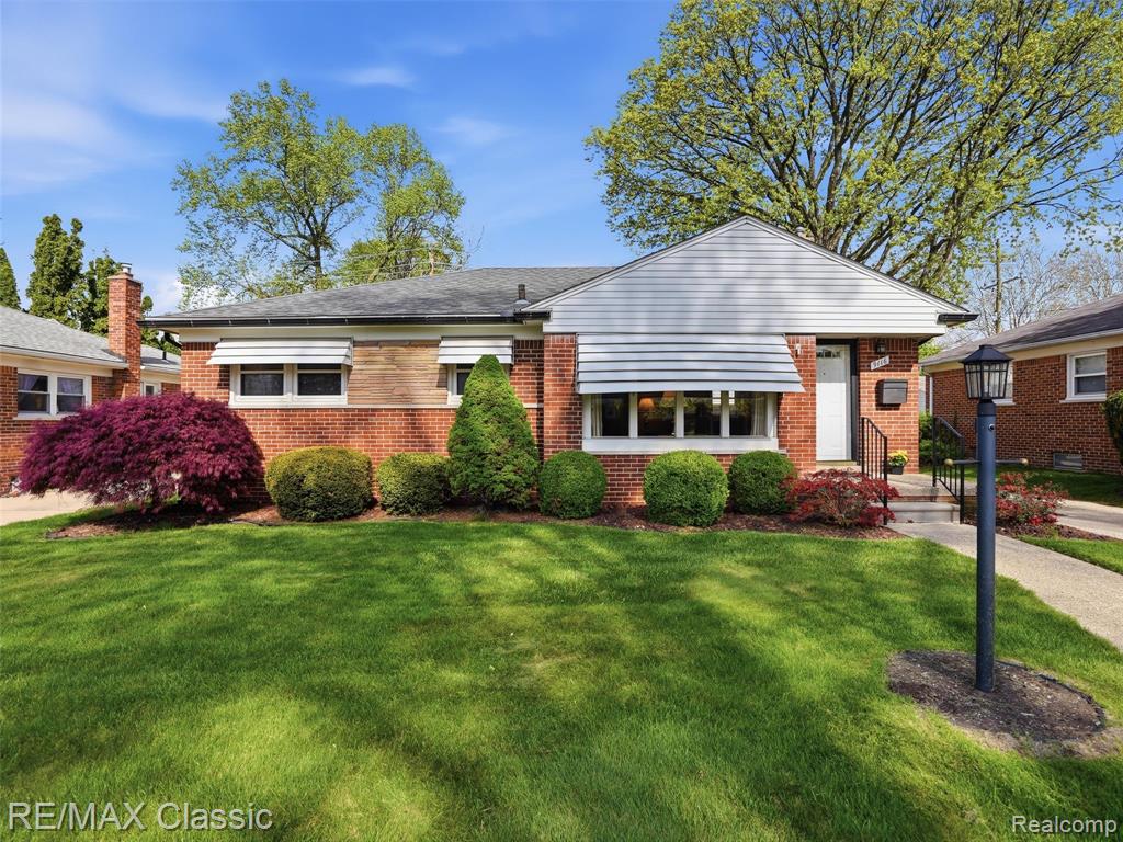 9116 Tecumseh Avenue, Redford, MI 48239 — Photo 3