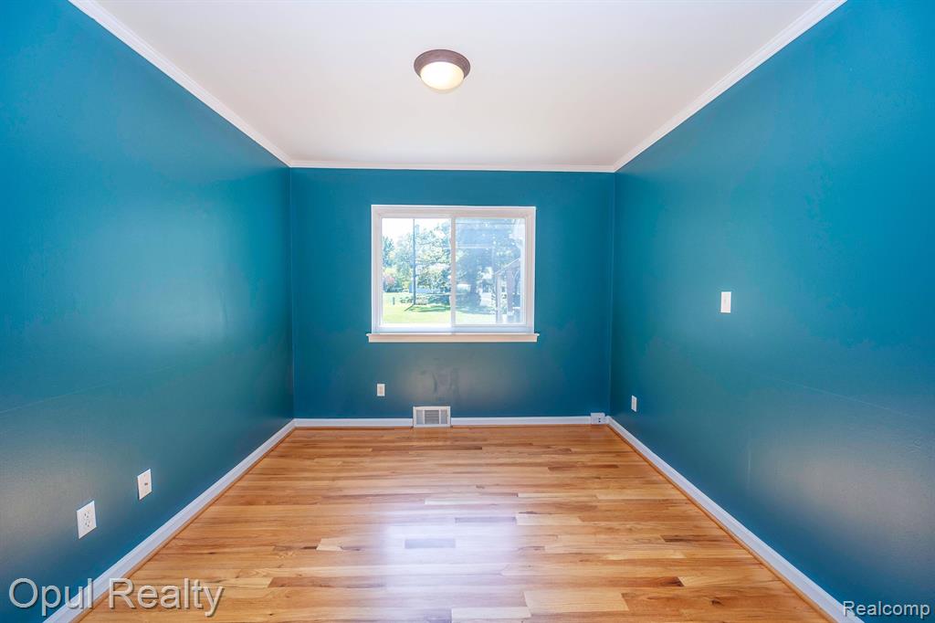 8469 CONCORD Road, Grosse Ile, MI 48138 — Photo 14