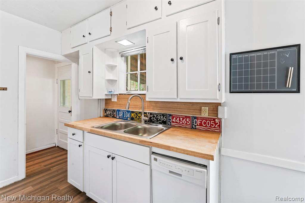 6110 Hackett, Waterford, MI 48327 — Photo 14