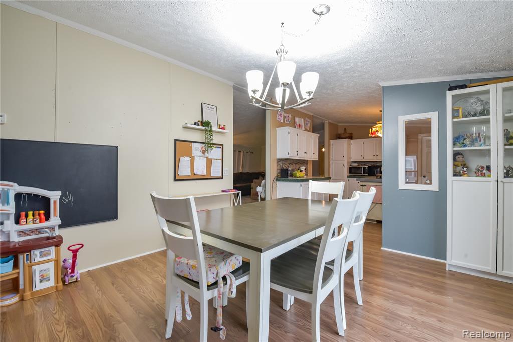 2330 CHARTER OAK Court, Newport, MI 48166 — Photo 17