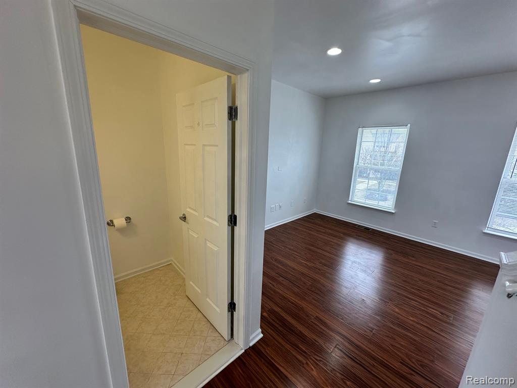 44628 GWINNETT Loop, Novi, MI 48377 — Photo 15