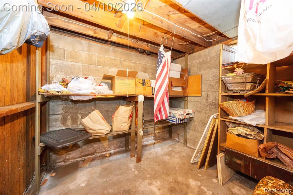 344 Oak Street, Wyandotte, MI 48192 — Photo 41