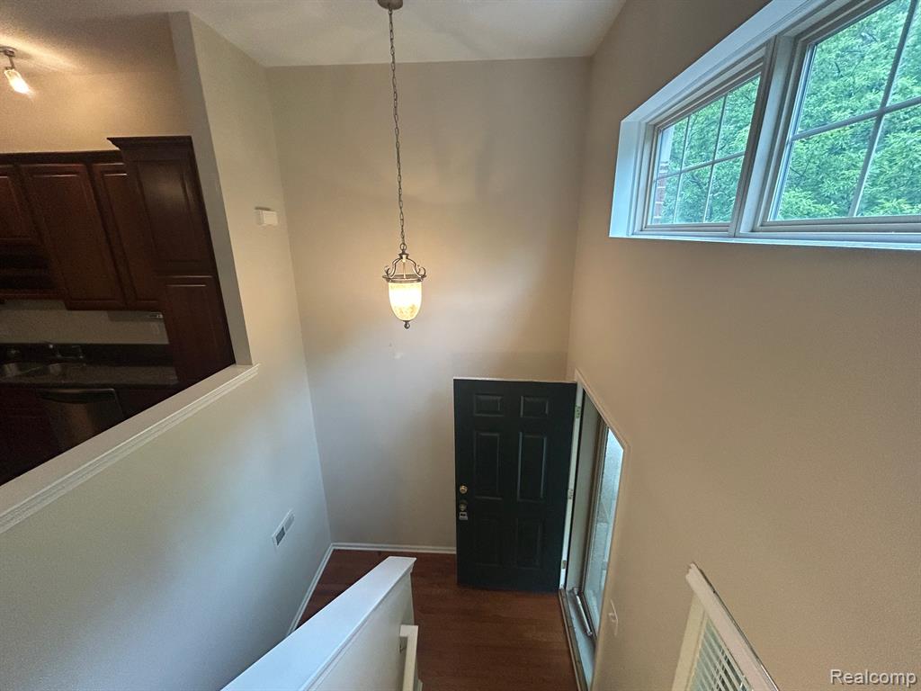 39798 ROCKCREST Circle, Northville, MI — Photo 5