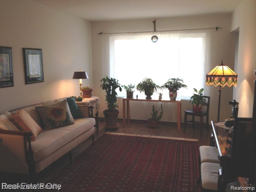 41416 N SPICEMILL Drive E, Sterling Heights, MI 48314 — Photo 6
