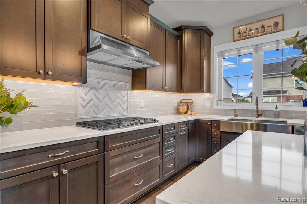 50763 Amberwood Court, Canton, MI 48188 — Photo 13