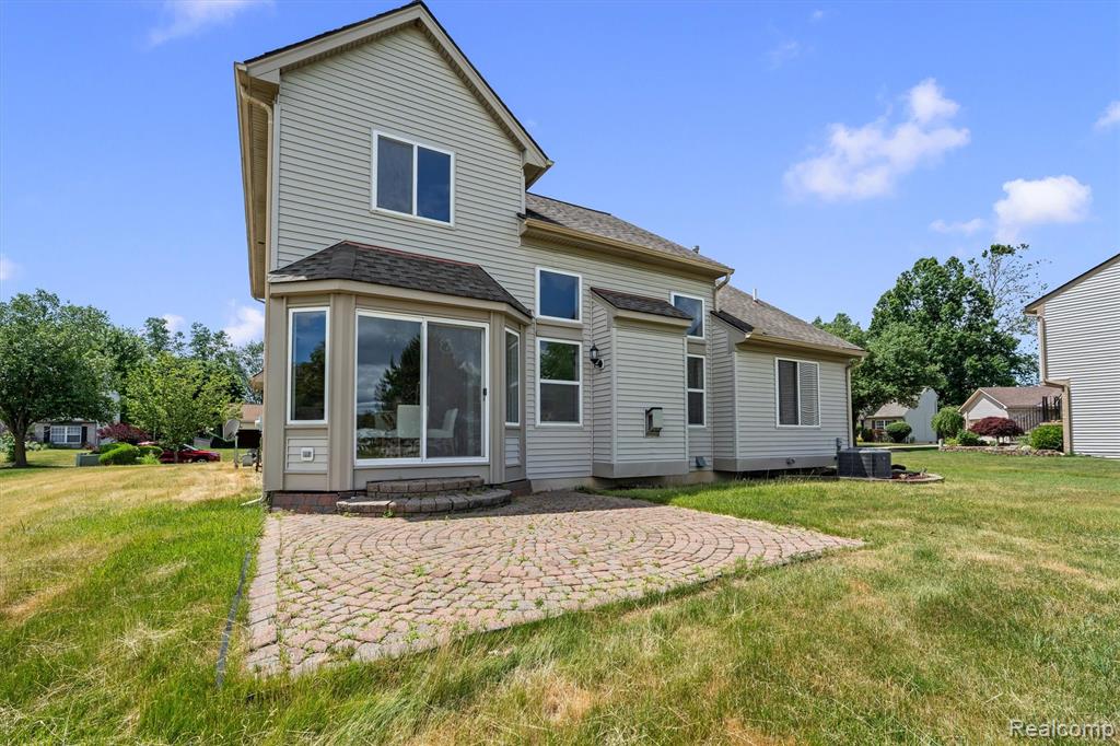8249 Clocktower Court, Romulus, MI 48174 — Photo 29