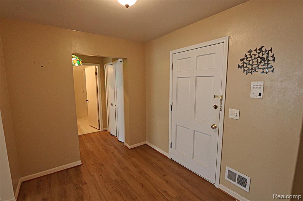27654 E Echo Valley E Street, 232, Farmington Hills, MI 48334 — Photo 12