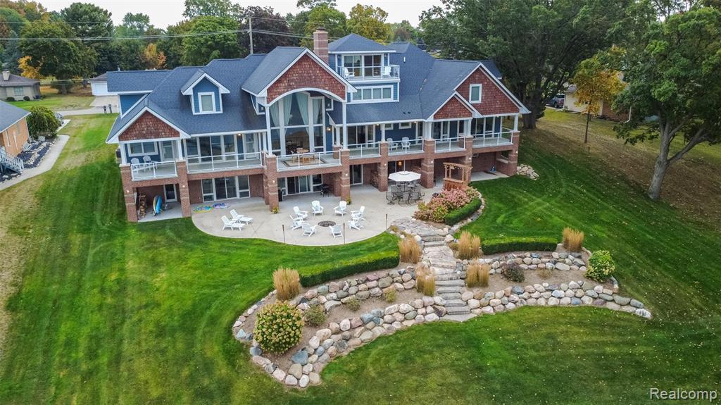 302 Tanview Drive, Oxford, MI, 48371