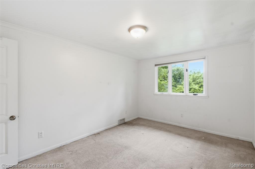 25310 Canterbury Road, Franklin, MI 48025 — Photo 39