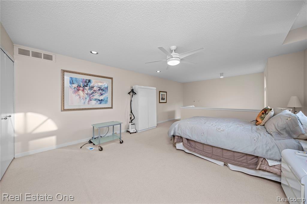 6291 Pheasant Run, West Bloomfield, MI — Photo 29