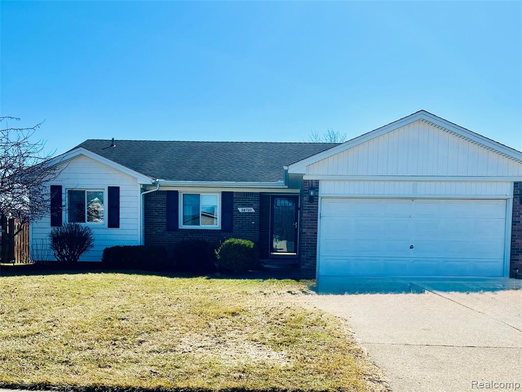 28720 Bingham Drive, Chesterfield, MI 48047