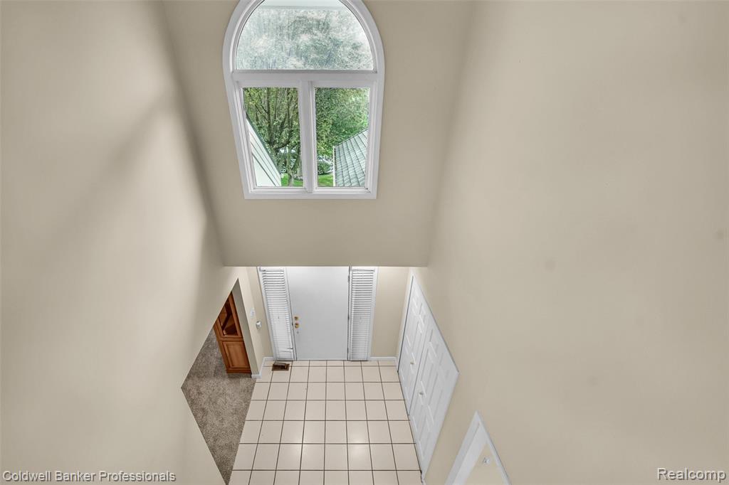 6560 Pleasant Lake Court, 11, West Bloomfield, MI — Photo 21