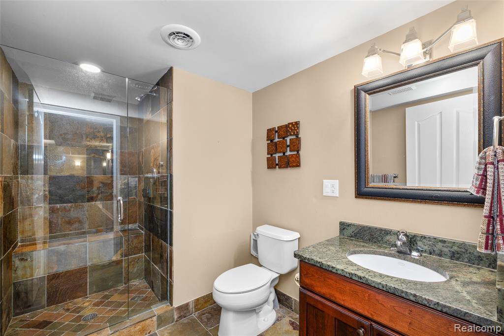8542 Newbury Court N, Canton, MI 48187 — Photo 54