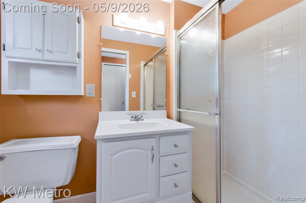 477 Coldiron Drive, Rochester Hills, MI 48307 — Photo 33