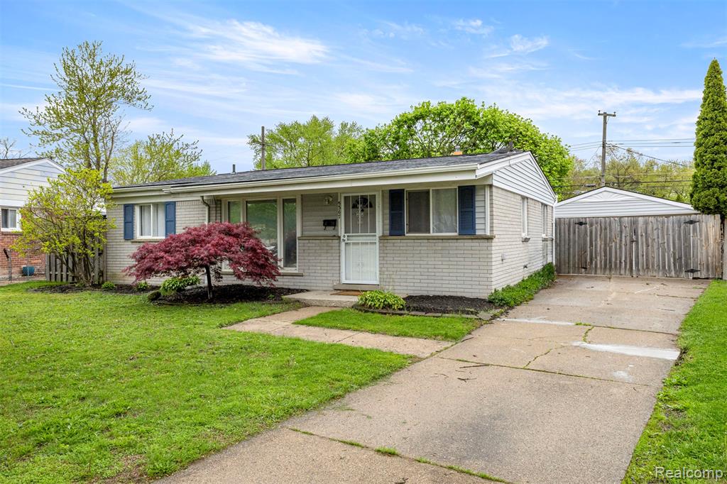 5367 Vivian Street, Dearborn Heights, MI 48125 — Photo 3