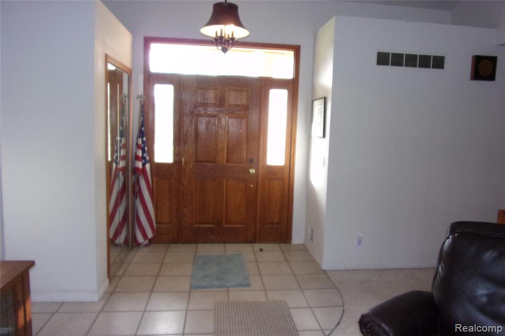 2702 Sligo Lane, Brighton, MI 48114 — Photo 7