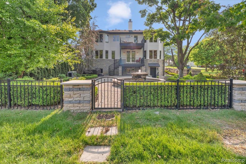 806 Ludlow Avenue, Rochester, MI 48307 — Photo 64