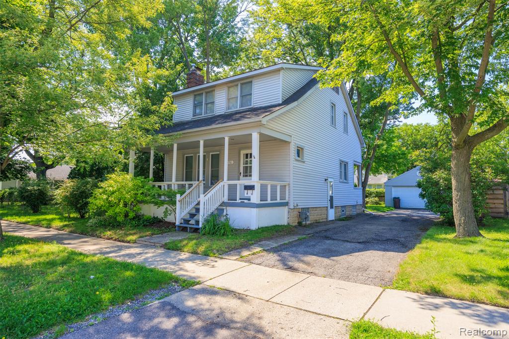 556 E Troy Street, Ferndale, MI 48220 — front exterior