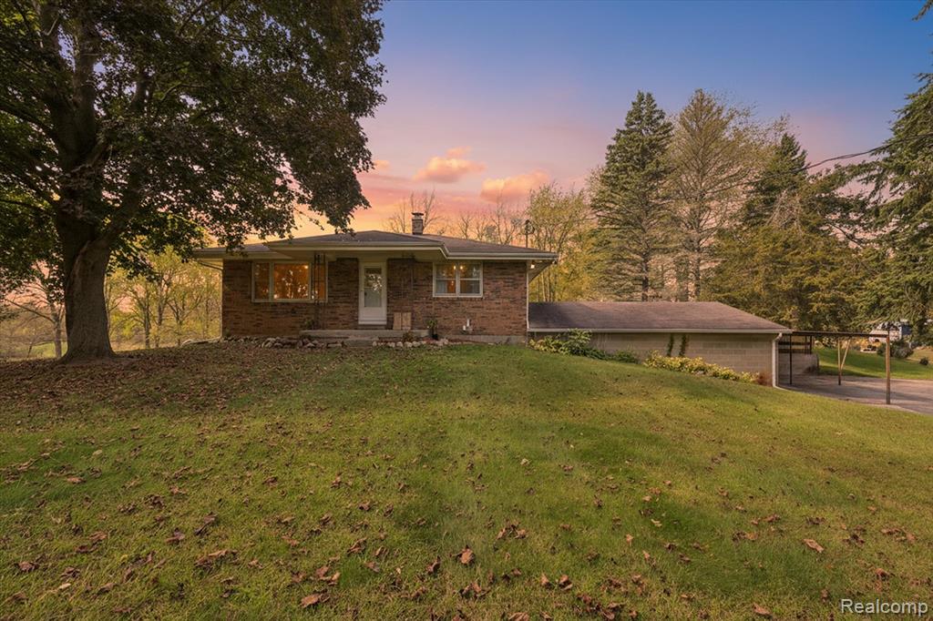 7326 N Sandstone Road, Jackson, MI 49201 — Photo 2