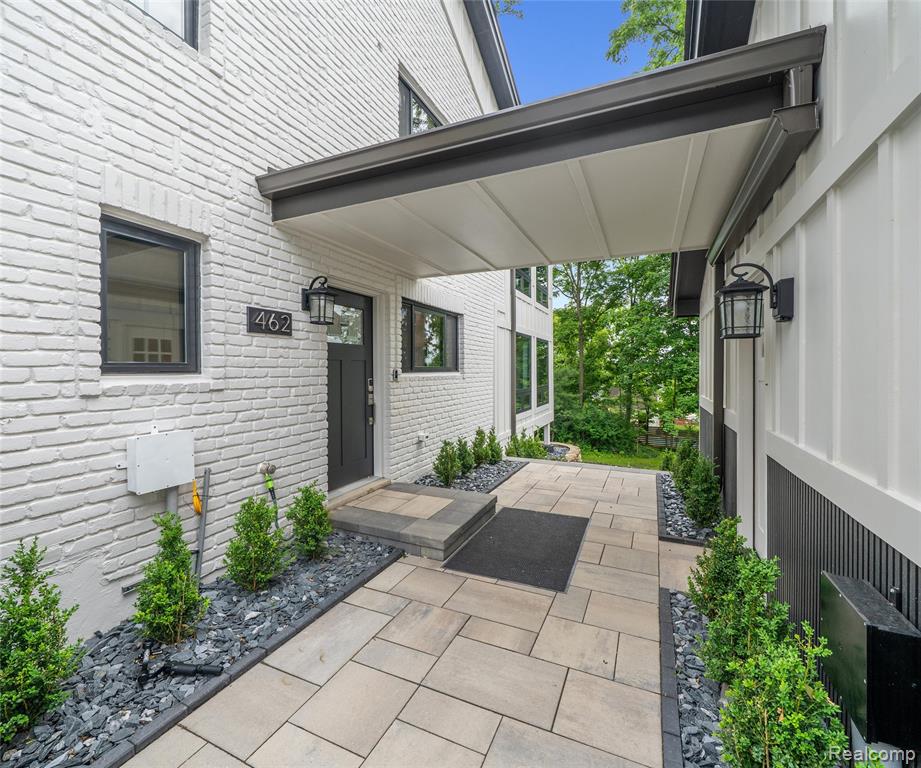 462 EAST Street, Northville, MI 48167 — Photo 27