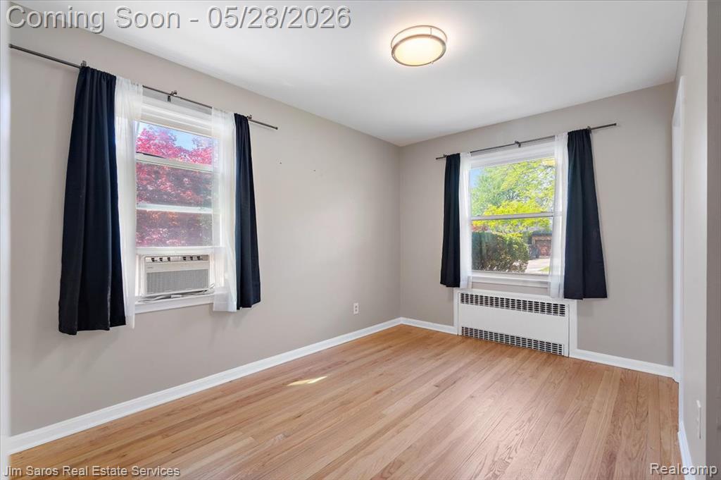 21252 Huntington Avenue, Harper Woods, MI 48225 — Photo 13