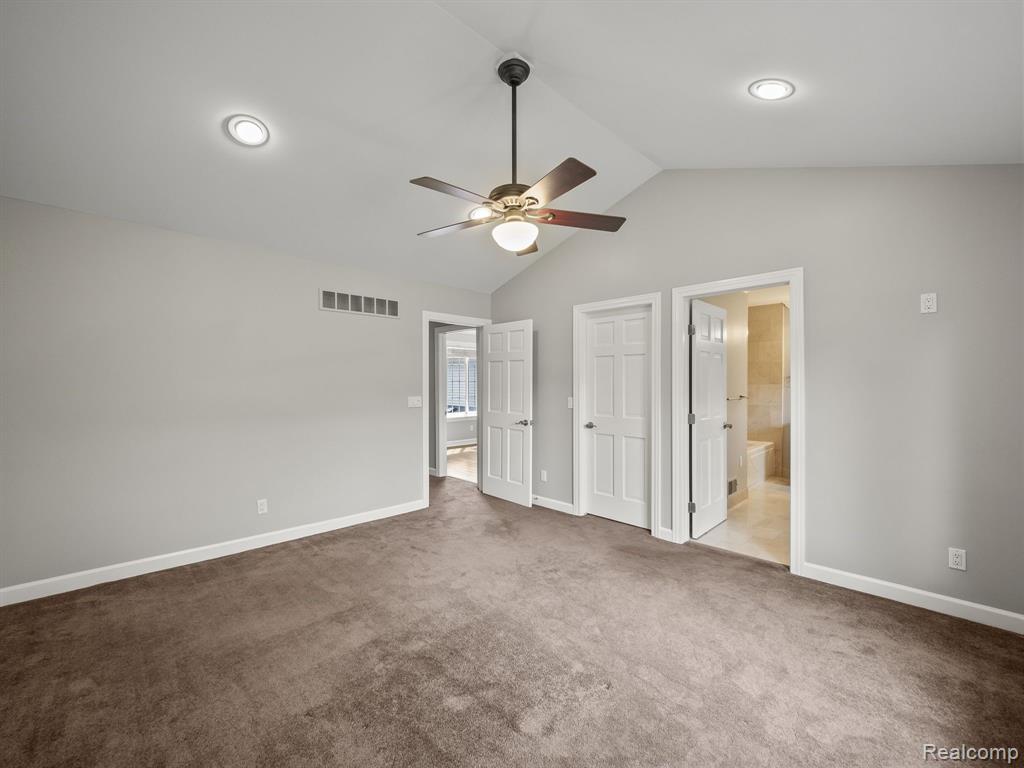 617 JAMES Circle, Royal Oak, MI 48067 — Photo 11