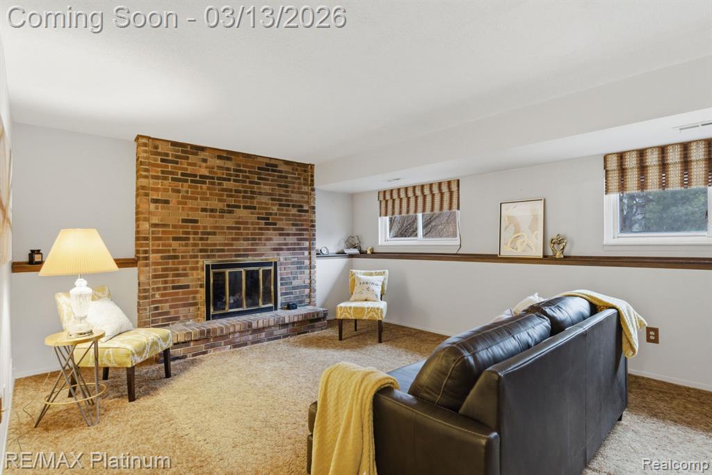 834 Abbey Lane, Milford, MI 48381 — Photo 3