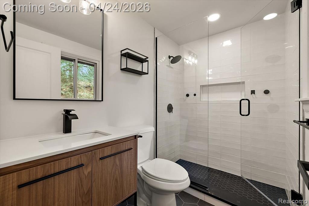 4389 Charing Way, Bloomfield Hills, MI 48304 — Photo 24