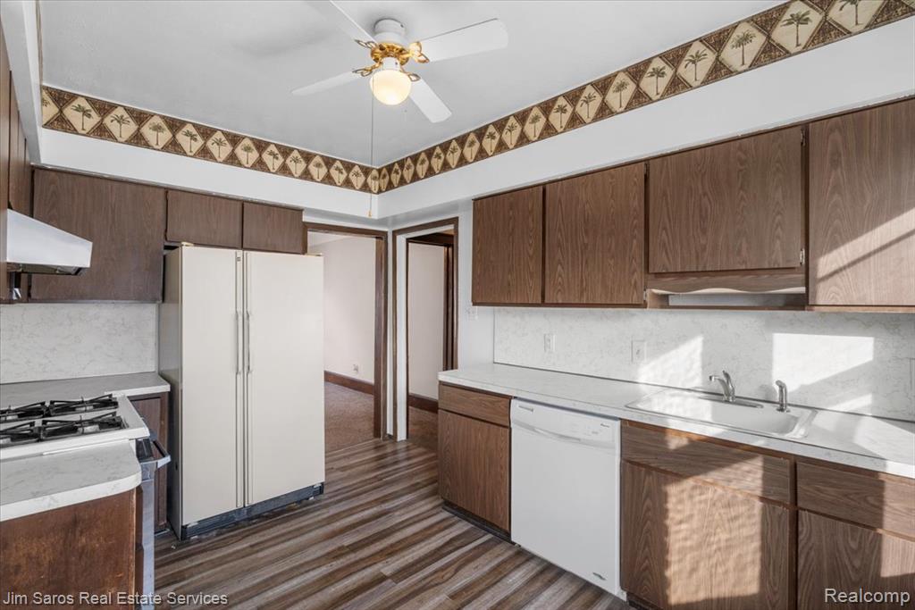 1338 Somerset Avenue, Grosse Pointe, MI 48230 — Photo 25