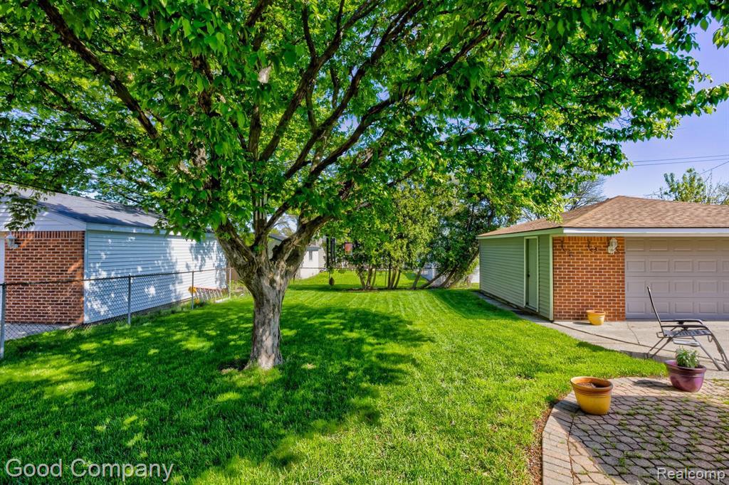 4615 FRAZHO Road, Warren, MI 48091 — Photo 34