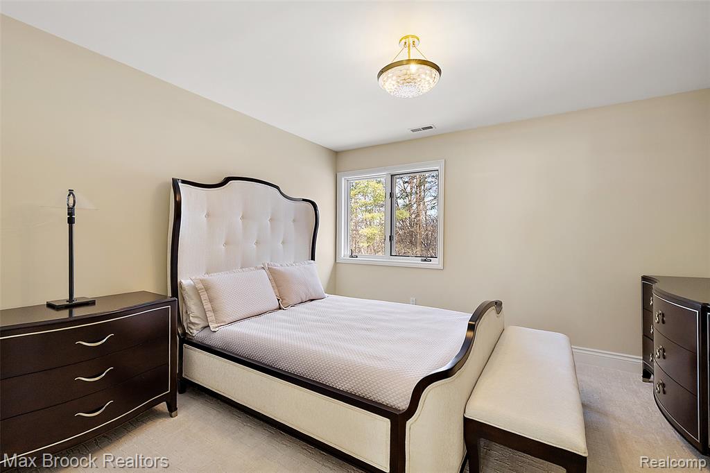 59 Hidden Ridge, Bloomfield Hills, MI 48304 — Photo 31