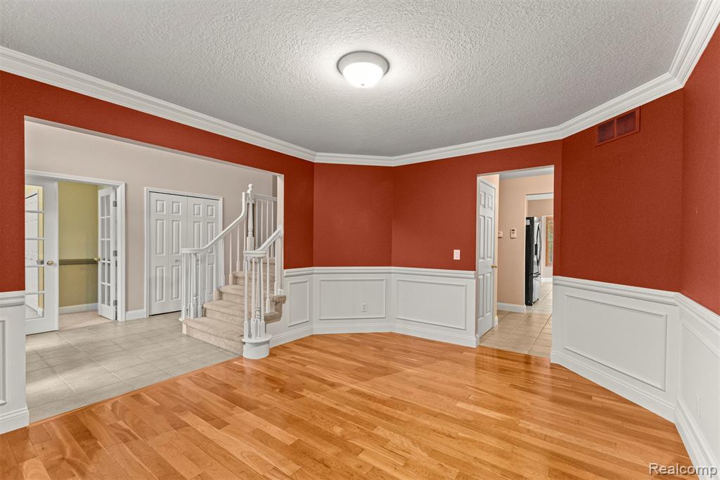 27142 Newberry Boulevard, Brownstown, MI 48134 — Photo 16