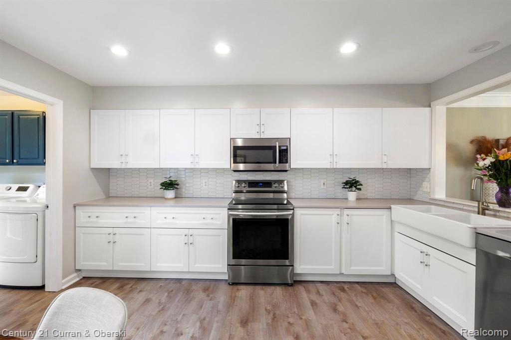 39793 EAGLE TRACE Drive, Northville, MI 48168 — Photo 16