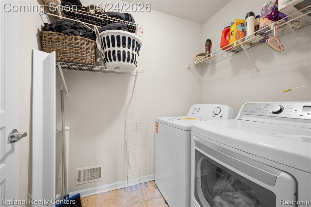 56753 Lindale Avenue, Macomb, MI 48042 — Photo 28