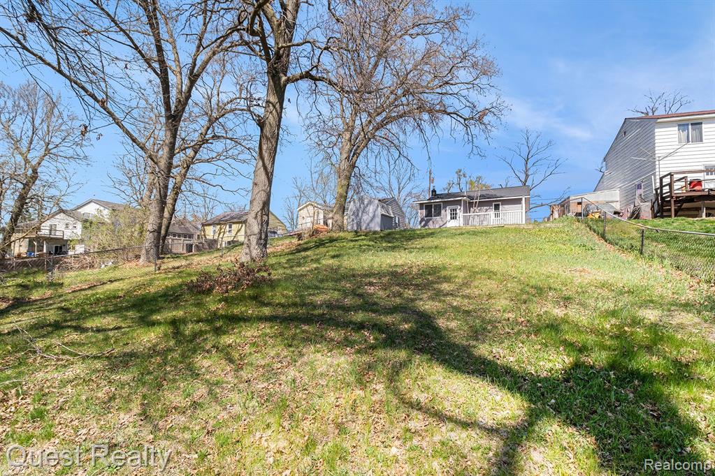 9489 PORTAGE Trail, White Lake, MI — Photo 26