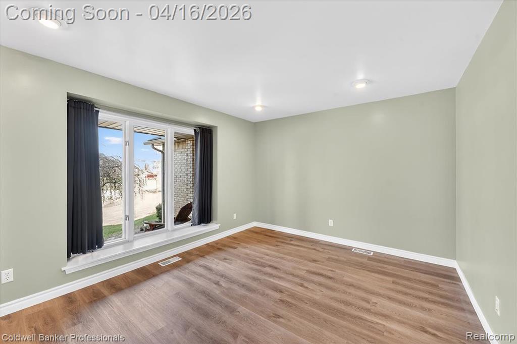 74800 Judges Court, Bruce, MI 48065 — Photo 11