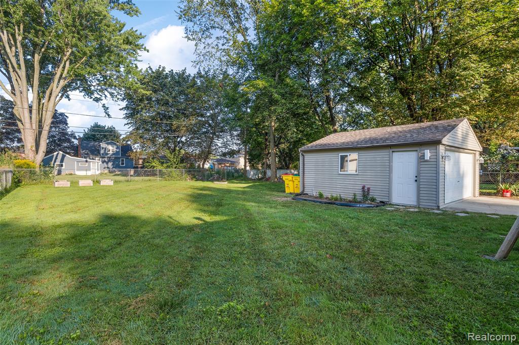 45447 Platt Street, Utica, MI 48317 — Photo 34