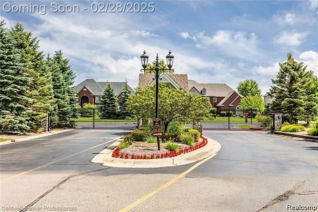 2434 PEBBLE BEACH Drive, Oakland, MI — Photo 33