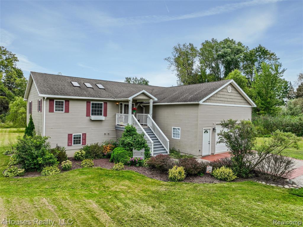 4087 Silver Valley Drive, Lake Orion, MI — Photo 3