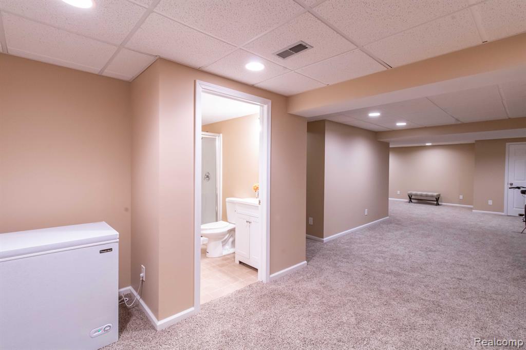 42852 SANDSTONE Drive, Novi, MI 48377 — Photo 26