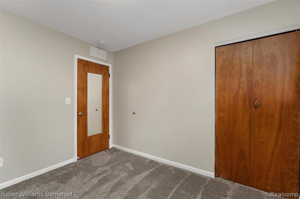 7263 Henry, Center Line, MI 48015 — Photo 9