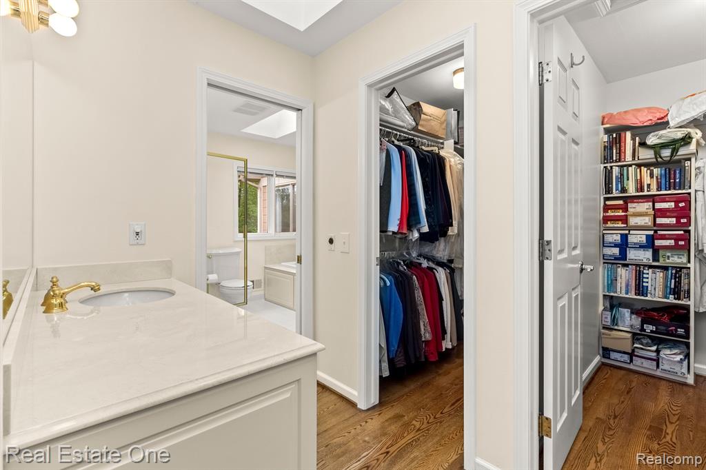 4342 MEADOW Lane, Orchard Lake Village, MI 48323 — Photo 24