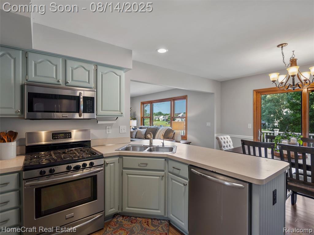 59608 BARKLEY Drive, New Hudson, MI 48165 — Photo 18
