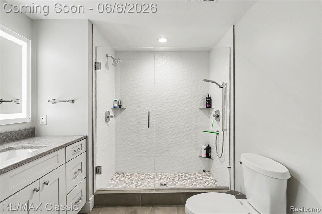5118 S Shore Drive, Whitehall, MI 49461 — Photo 35